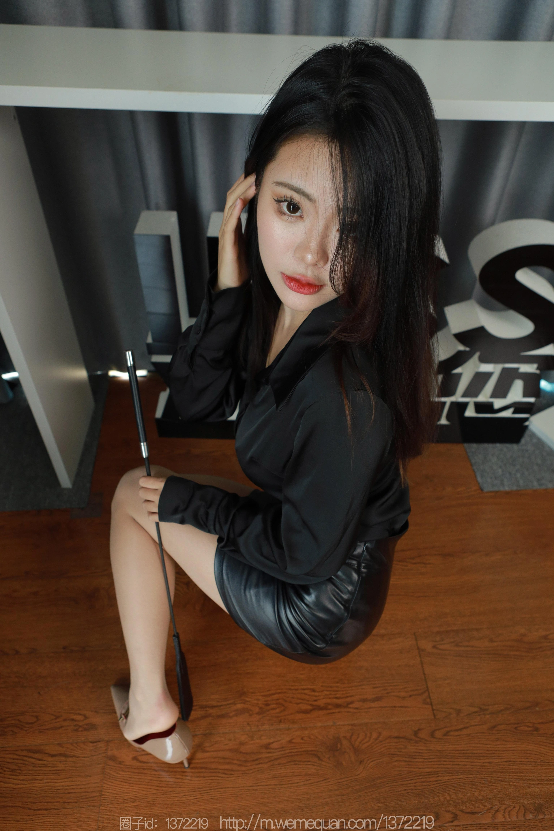[IESS异思趣向] 2023.08.31 丝享家 1521 兔兔《皮裙》 3